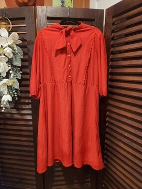 Vintage Red Tie-Neck Midi Dress